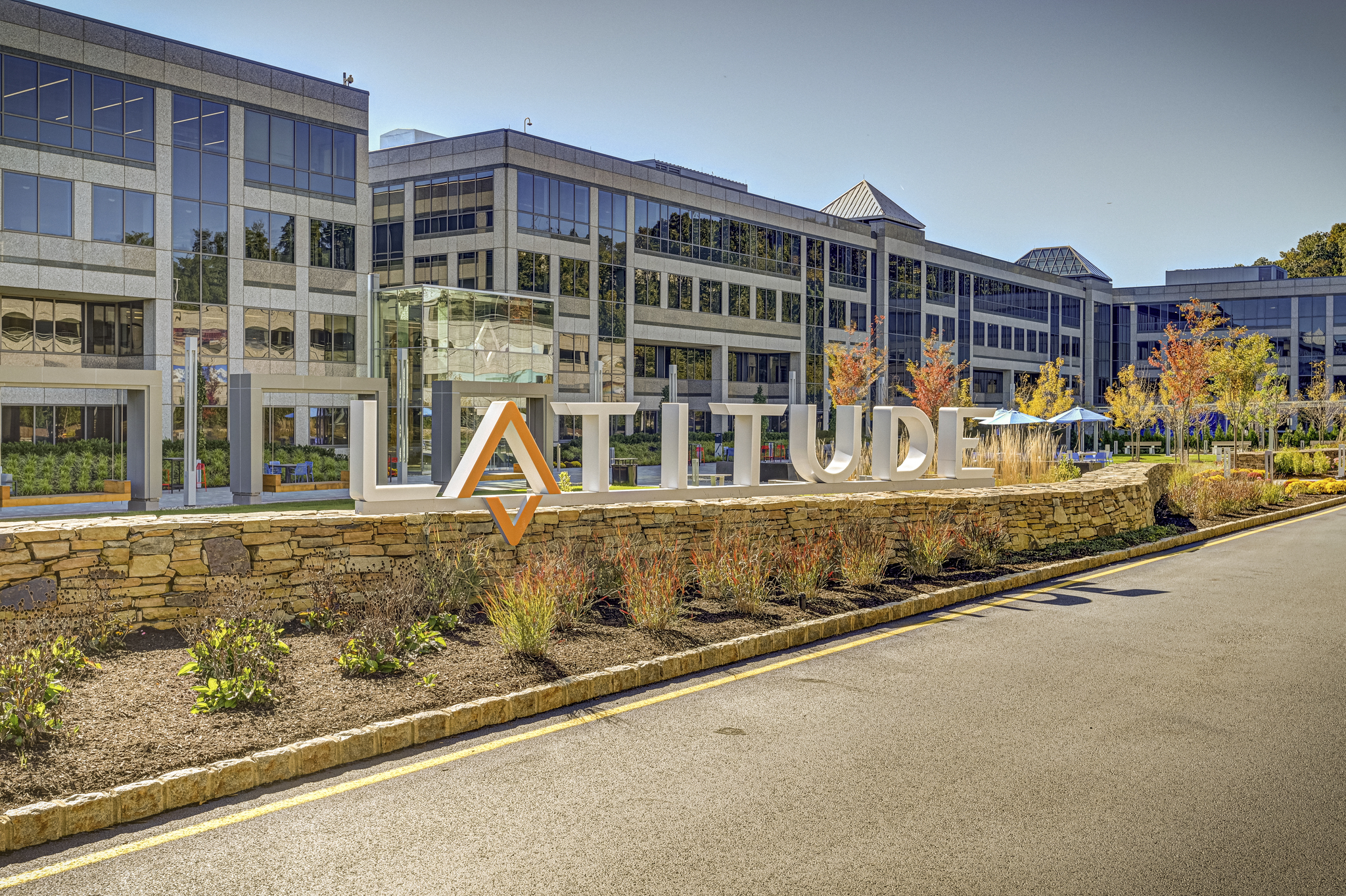 Avis Budget Group relocates HQ to LATITUDE office building in