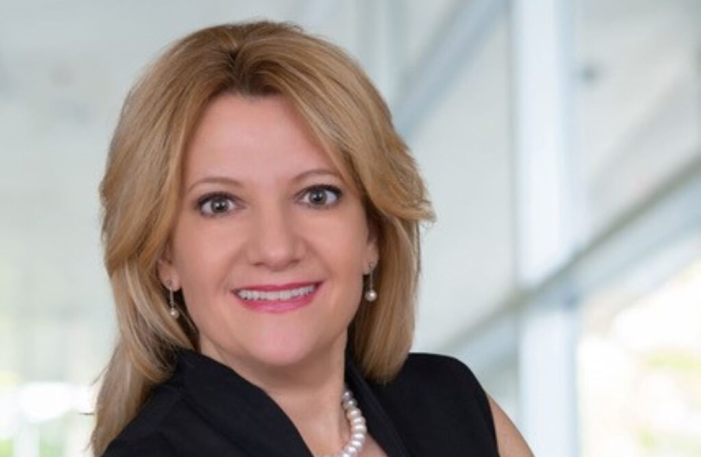 Peapack-Gladstone Bank hires Paula Gambino as senior vice president ...