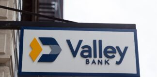 Valley Bank sign