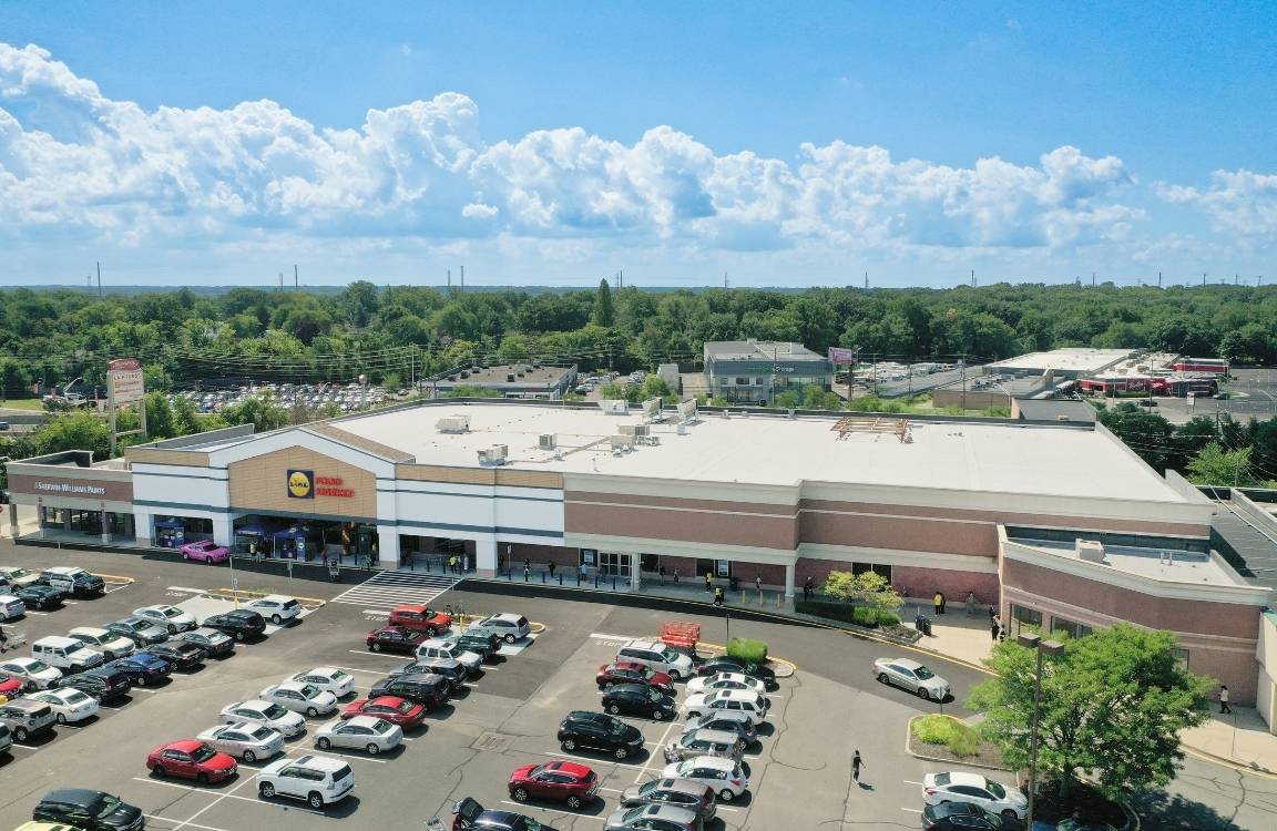 Dogtopia joins tenant mix at Brunswick Shopping Center news image